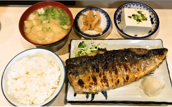 福岡「天神」で美味しいおすすめのランチ20選【食べログ3.5以上】